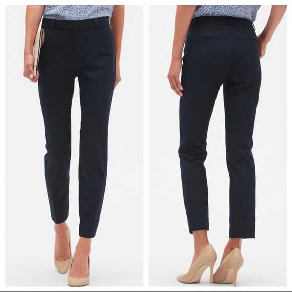 Banana Republic Factory Pants - 6 Banana Republic Sloan Curvy Fit ankle navy blue